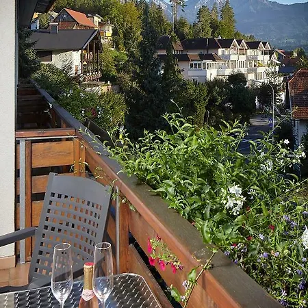 Guest house Haus Aschgan 3*