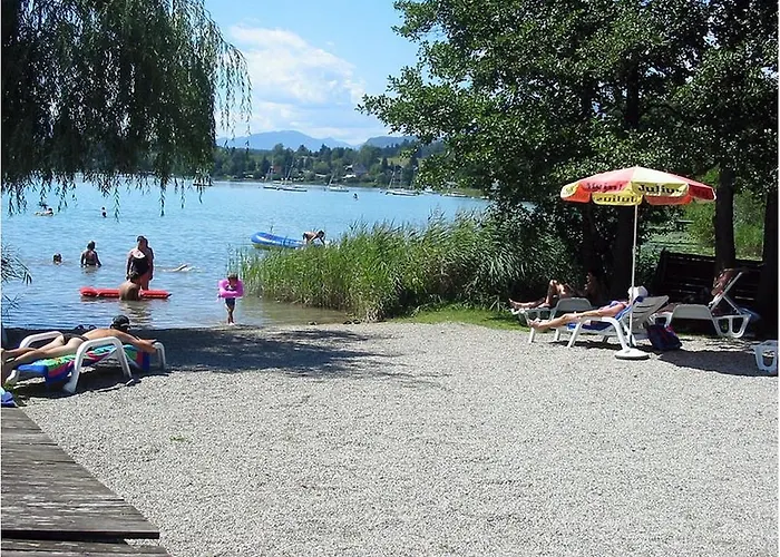 Guest house Haus Aschgan 3*