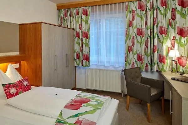 Haus Aschgan Guest house