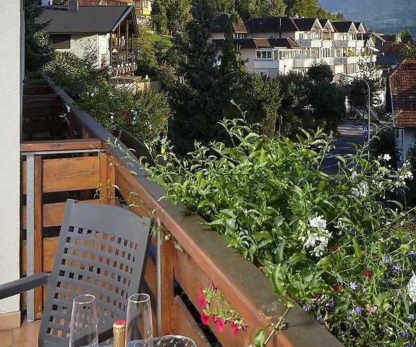 Guest house Haus Aschgan 3*